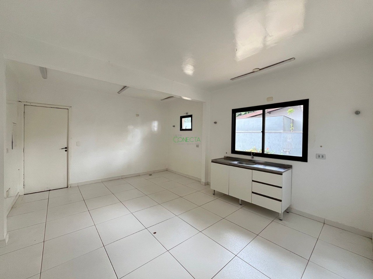 Imagem da propriedade 8406 11